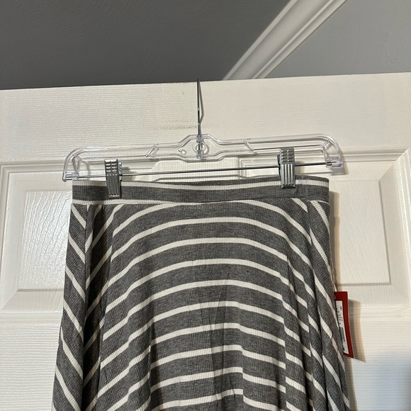 Mossimo Supply Company NWT Striped Skater Skirt - Picture 2 of 13